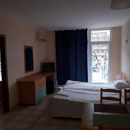Apart Hotel Ravda Esterno foto